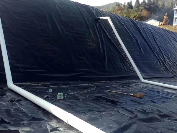 水產(chǎn)土工膜進(jìn)行雙層鋪設(shè)效果倍增