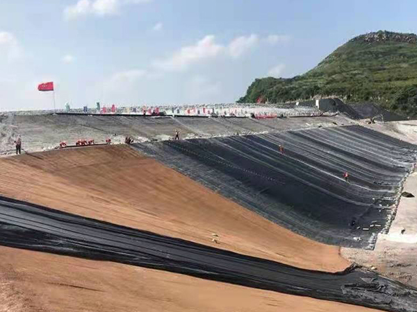 沼氣池黑膜后期維修該如何進(jìn)行？