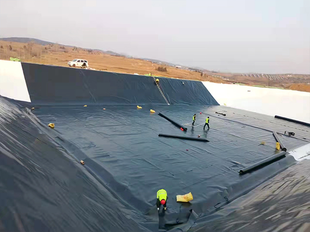 污水池鋪設防滲土工膜須格外注重