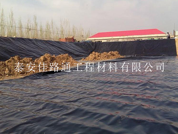 藕池養(yǎng)殖防滲膜作為工程關(guān)鍵材料，有哪些優(yōu)勢(shì)體現(xiàn)？