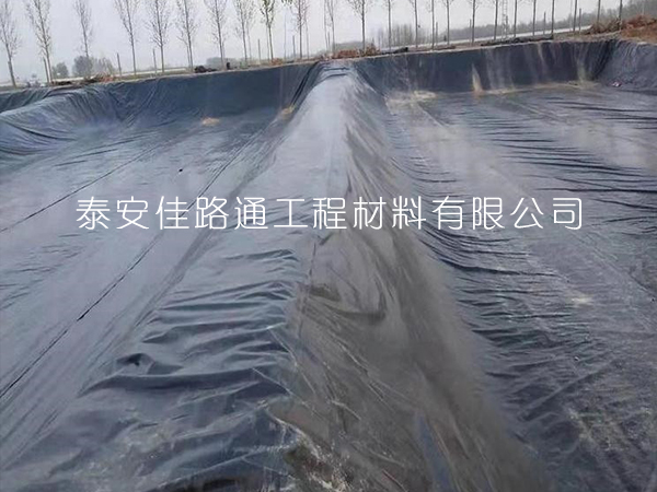 關(guān)于HDPE土工膜的驗(yàn)收有哪些注意事項(xiàng)？