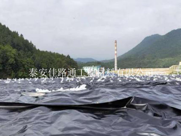 垃圾填埋場防滲膜的好壞會影響項目建設