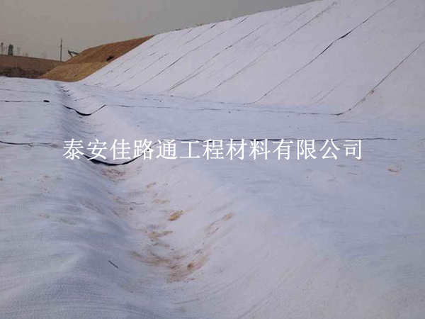 養(yǎng)殖防滲膜破損修復：高效便捷的解決之道